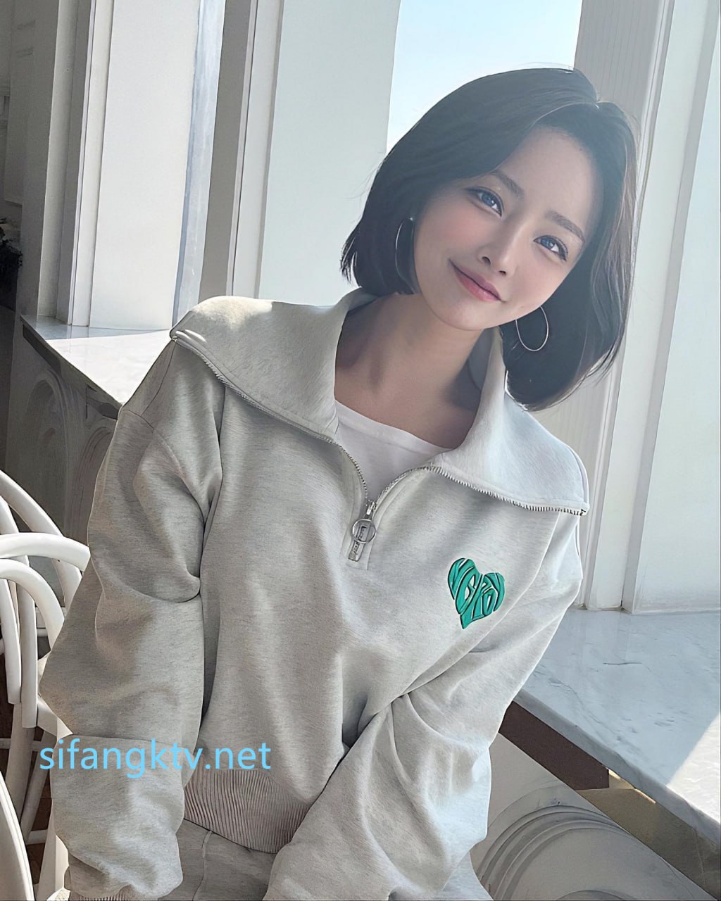 来自 match.day 网站的热辣少女被搞砸了